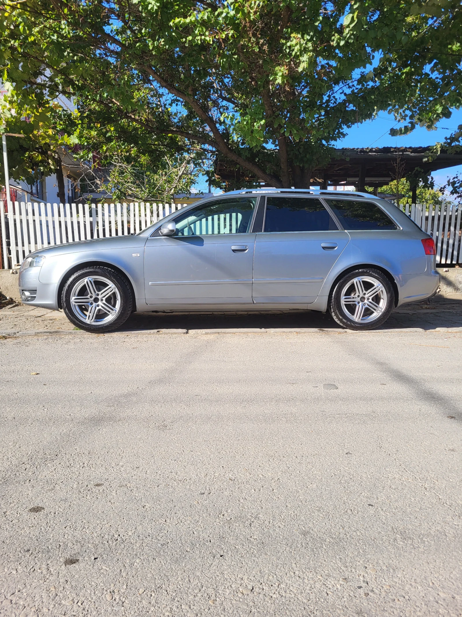 Audi A4, снимка 4 - Автомобили и джипове - 54003458