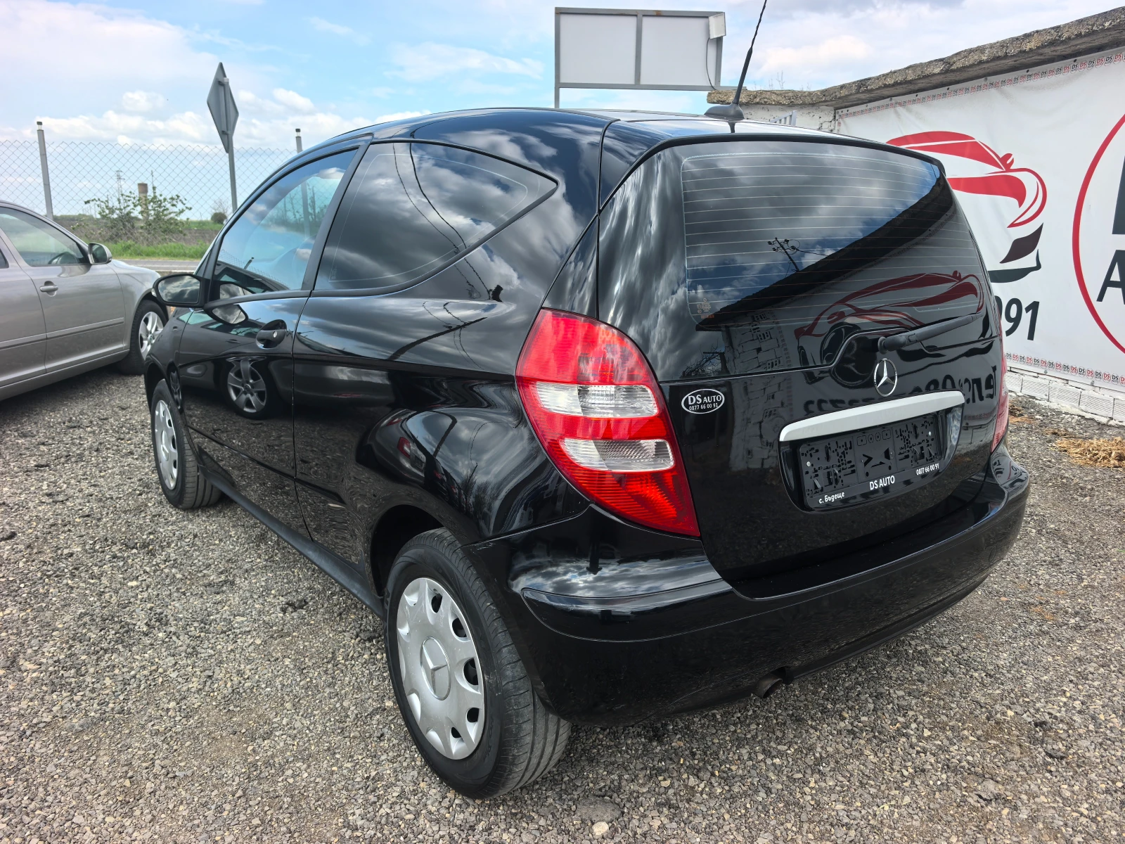 Mercedes-Benz A 150 1.5i, снимка 3 - Автомобили и джипове - 54235268