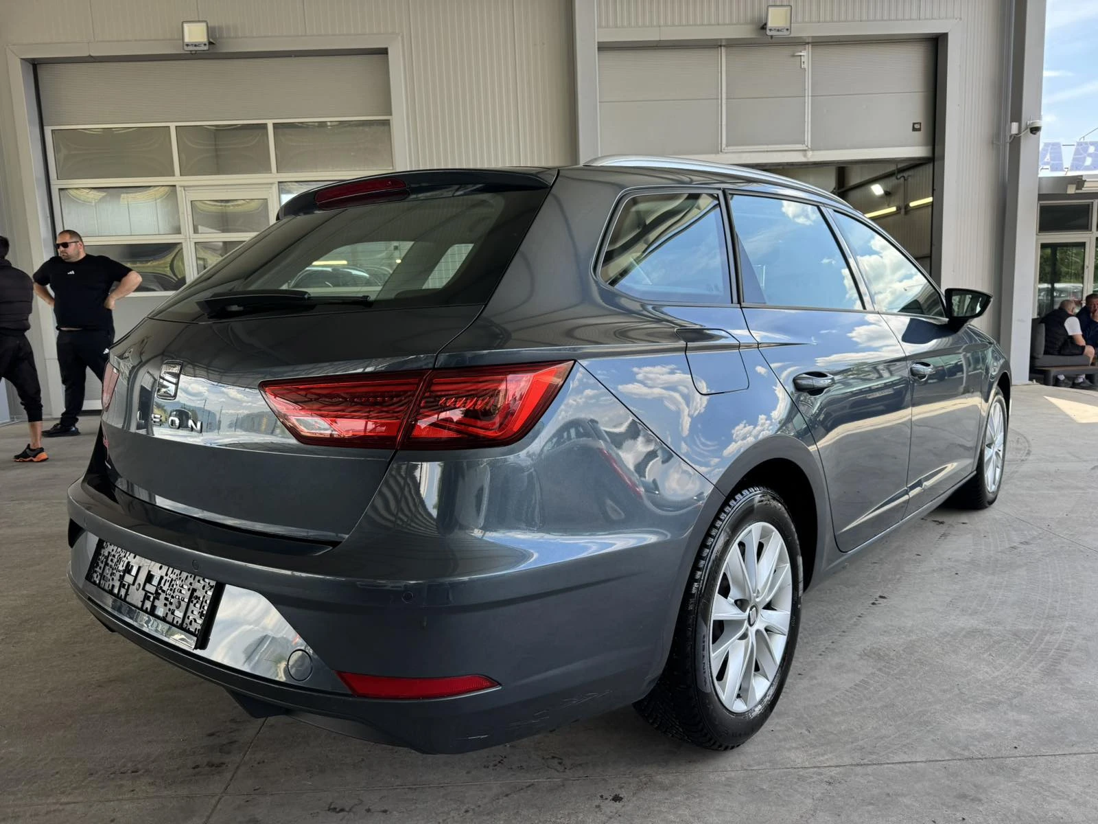 Seat Leon 1.6 TDI* 116ps* 160��.��* ���* ����* DISTRONIC | Mobile.bg � ����������� 5