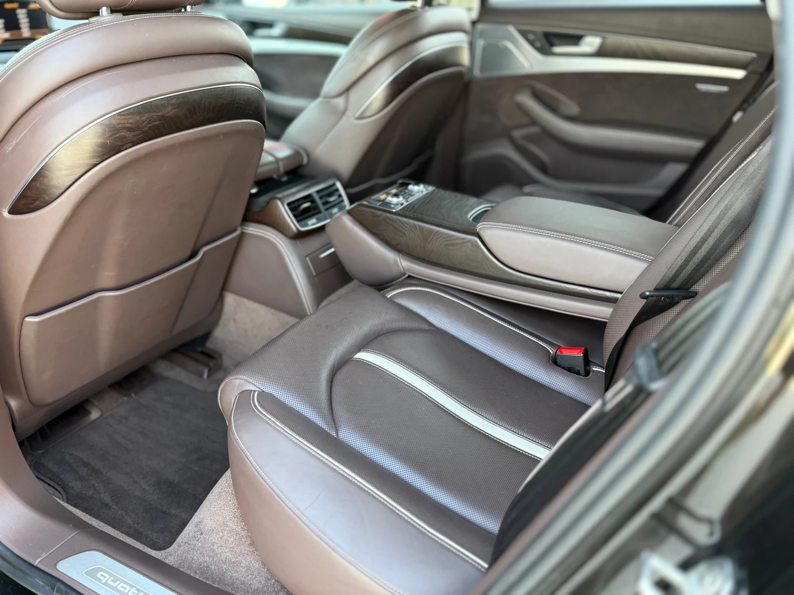 Audi A8 3.0TDI* MATRIX* PODGR* OBDUH* HEAD-UP* NIGHT VISIO, снимка 11 - Автомобили и джипове - 54687780