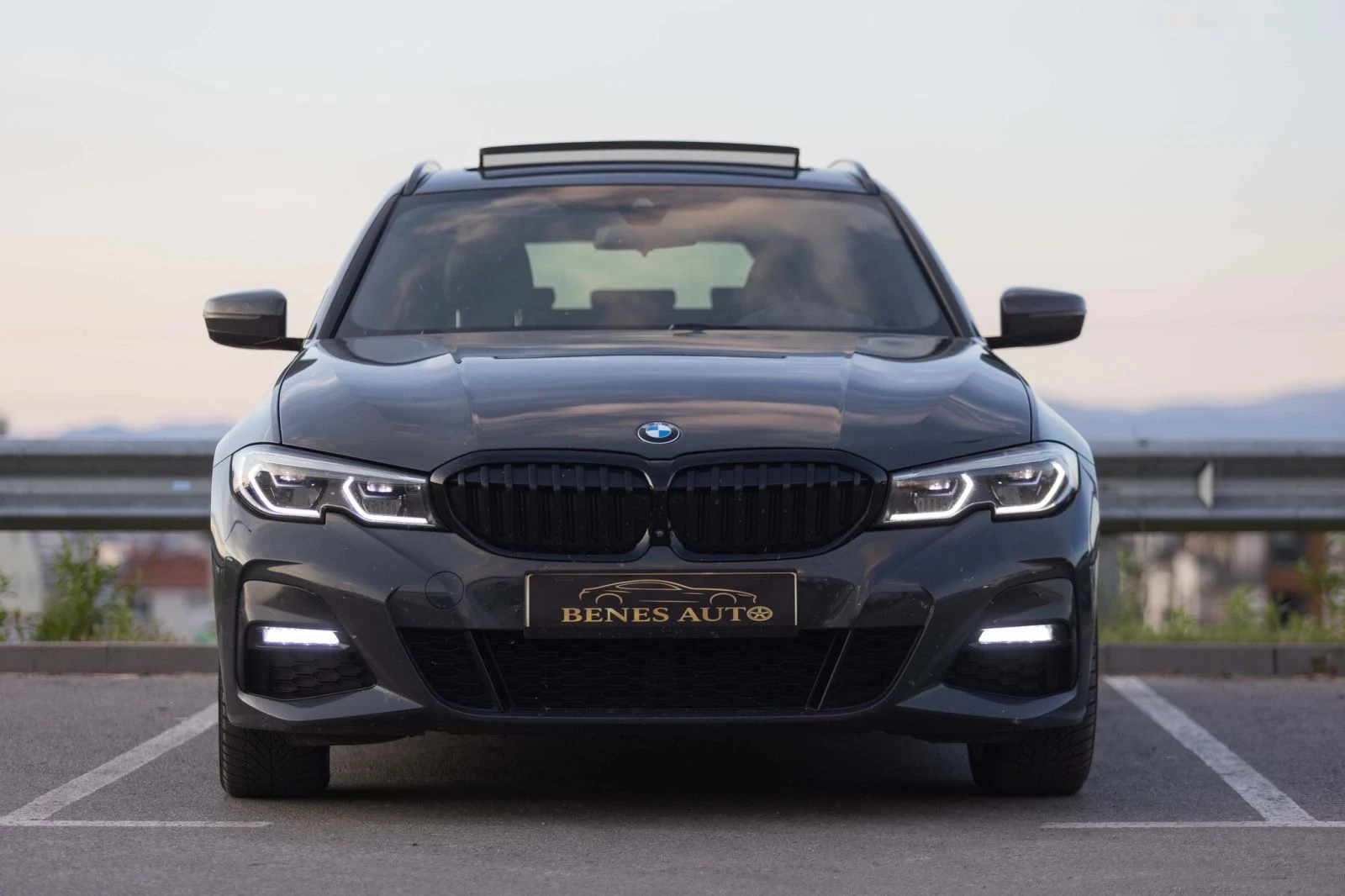 BMW 330 330e, снимка 3 - Автомобили и джипове - 54864649