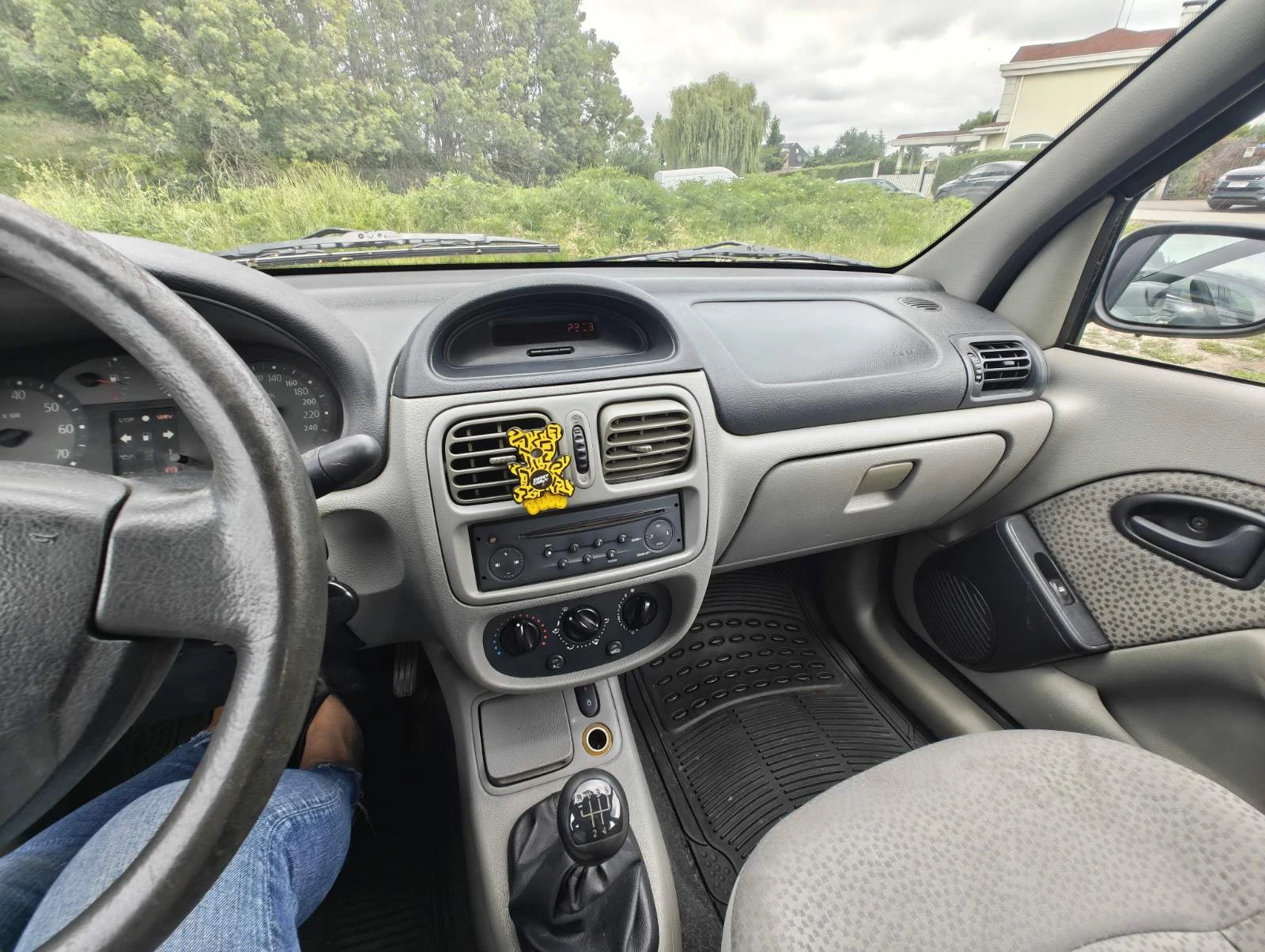 Renault Clio Symbol, снимка 8 - Автомобили и джипове - 54892066