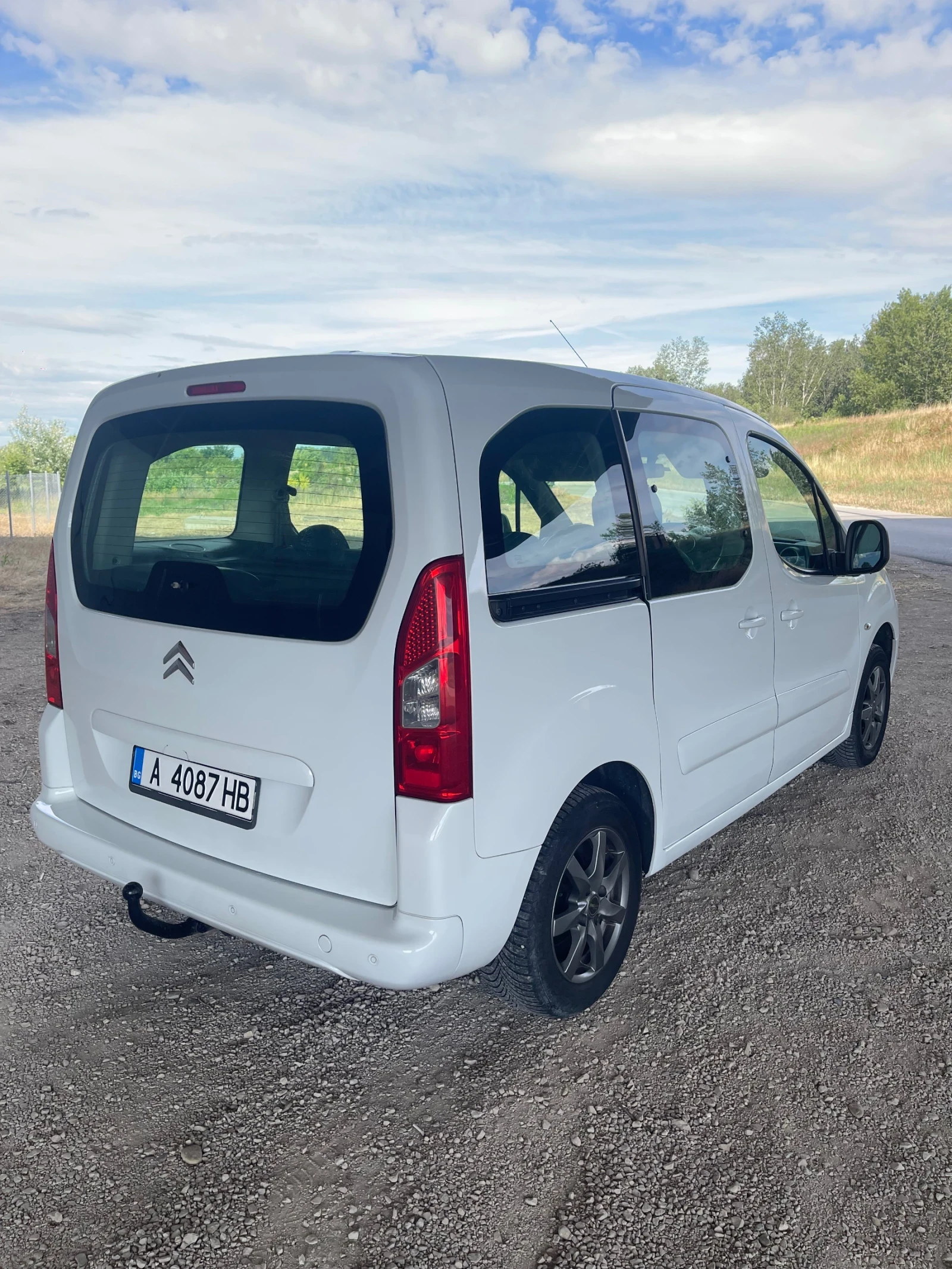 Citroen Berlingo 1.6 HDI 110, снимка 7 - Автомобили и джипове - 54967811