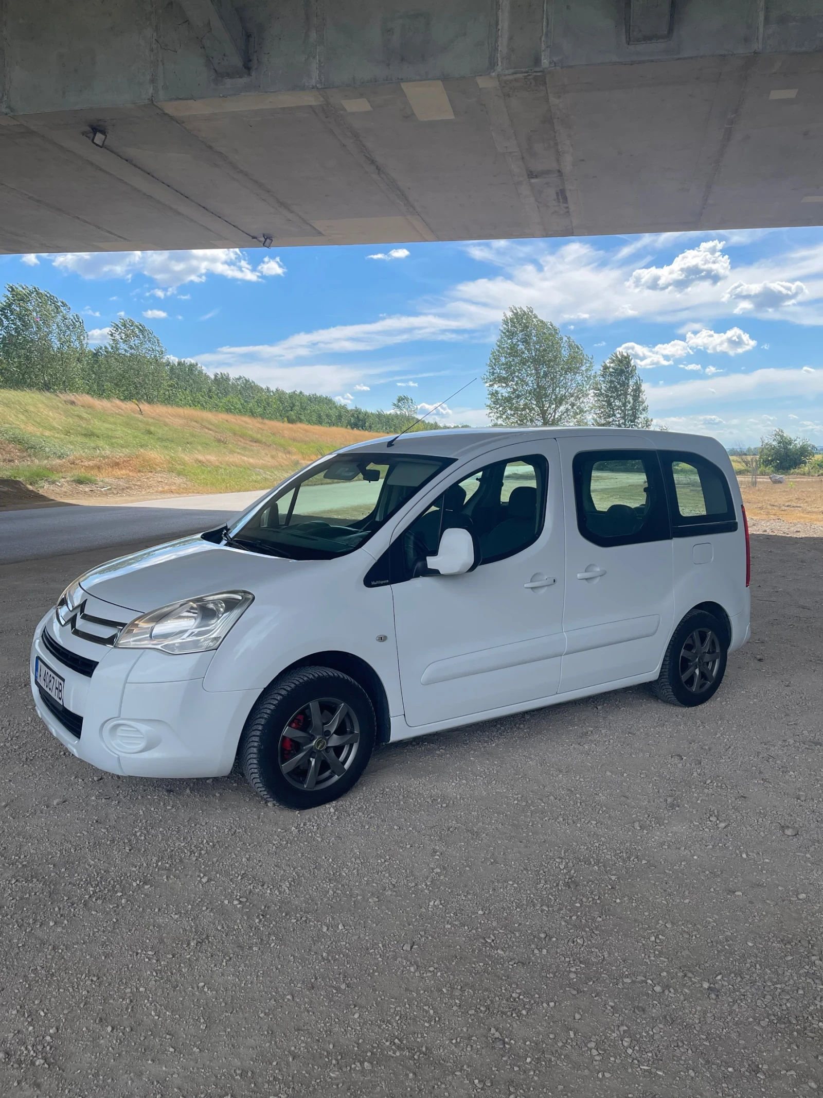 Citroen Berlingo 1.6 HDI 110, снимка 2 - Автомобили и джипове - 54967811