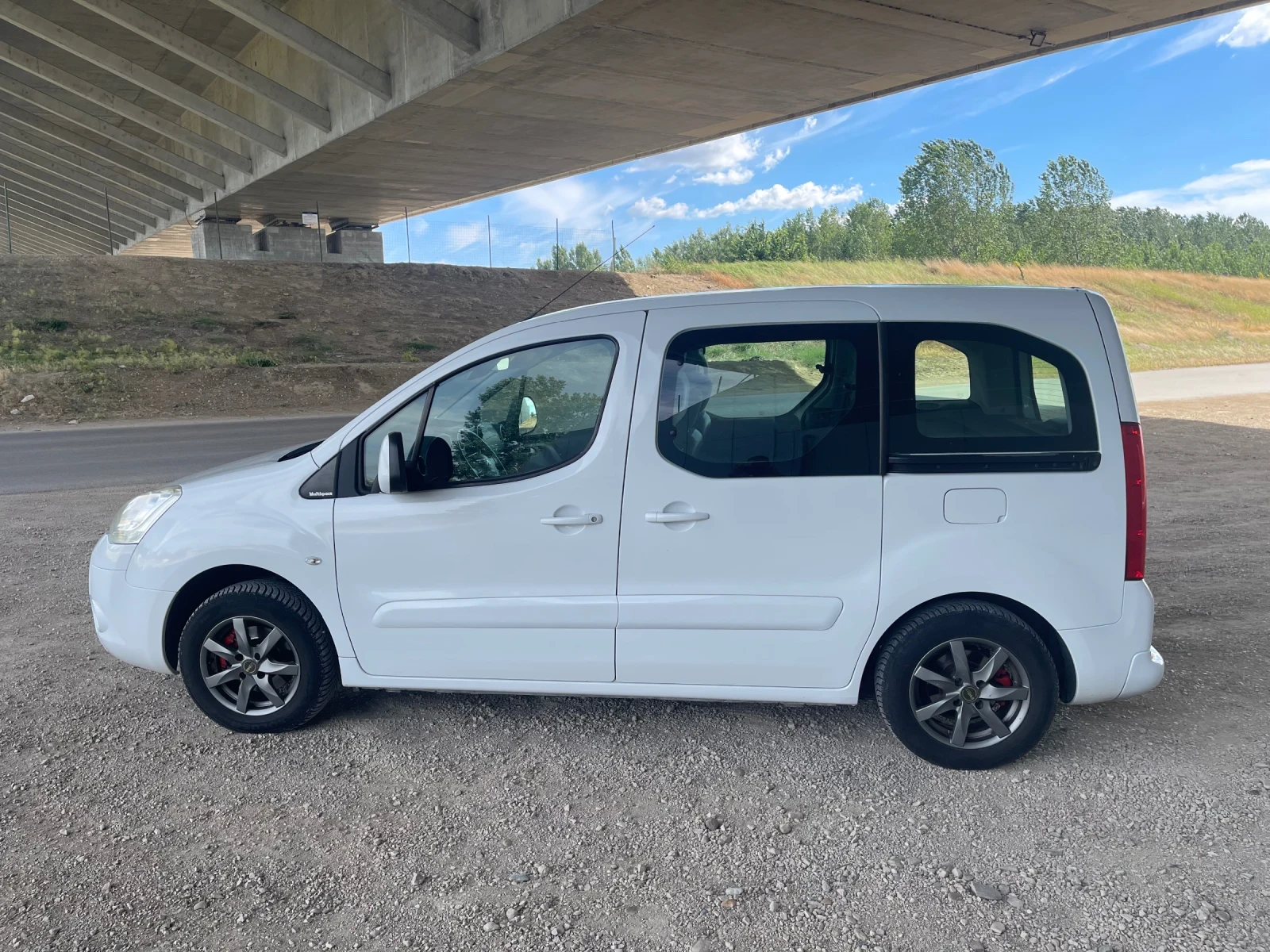 Citroen Berlingo 1.6 HDI 110, снимка 6 - Автомобили и джипове - 54967811