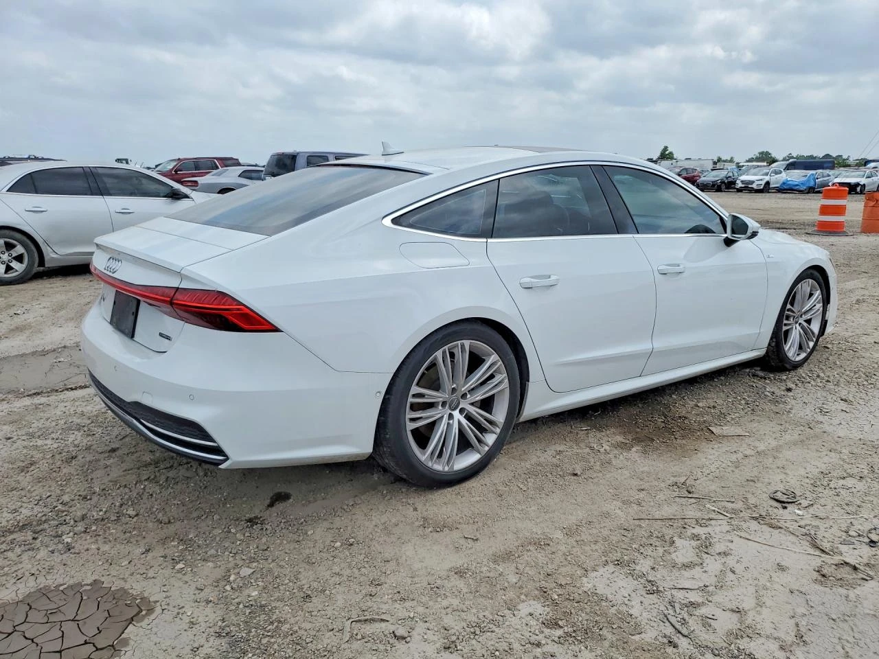 Audi A7 3.0l Premium Plus S-Line, снимка 3 - Автомобили и джипове - 55094098