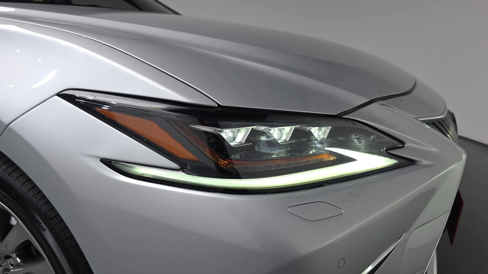 Lexus ES 300 * 7Th* Executive* Hybrid* Navi* Keyless, снимка 8 - Автомобили и джипове - 55244537