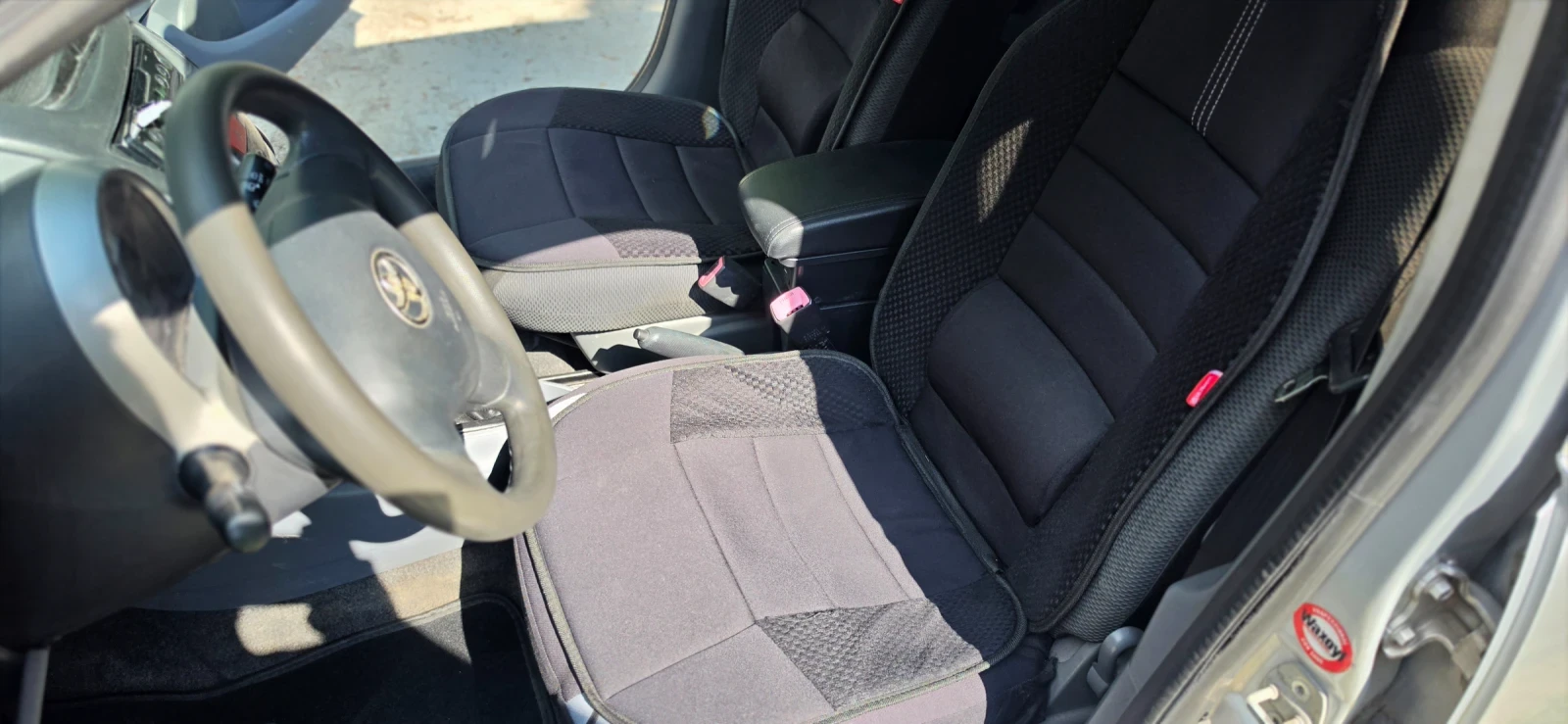 Toyota Aygo Бензин//Газ, снимка 9 - Автомобили и джипове - 55341127