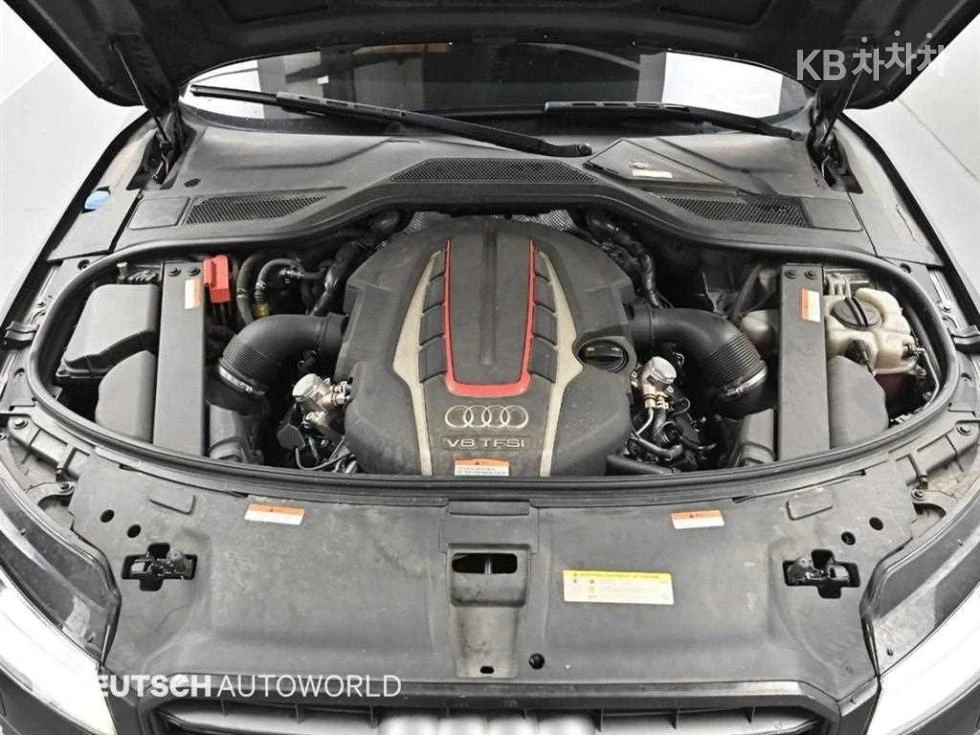 Audi S8 4.0TFSI V8 QUATTRO 360CAM PANORAMA ОБДУХ, снимка 5 - Автомобили и джипове - 55514178