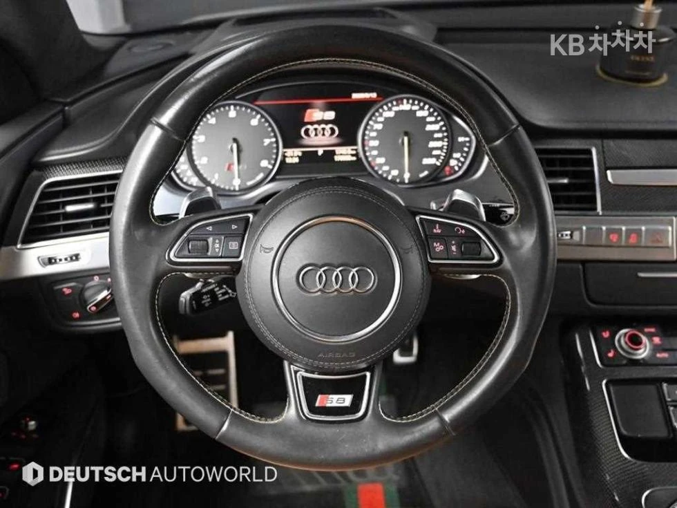 Audi S8 4.0TFSI V8 QUATTRO 360CAM PANORAMA ОБДУХ, снимка 8 - Автомобили и джипове - 55514178