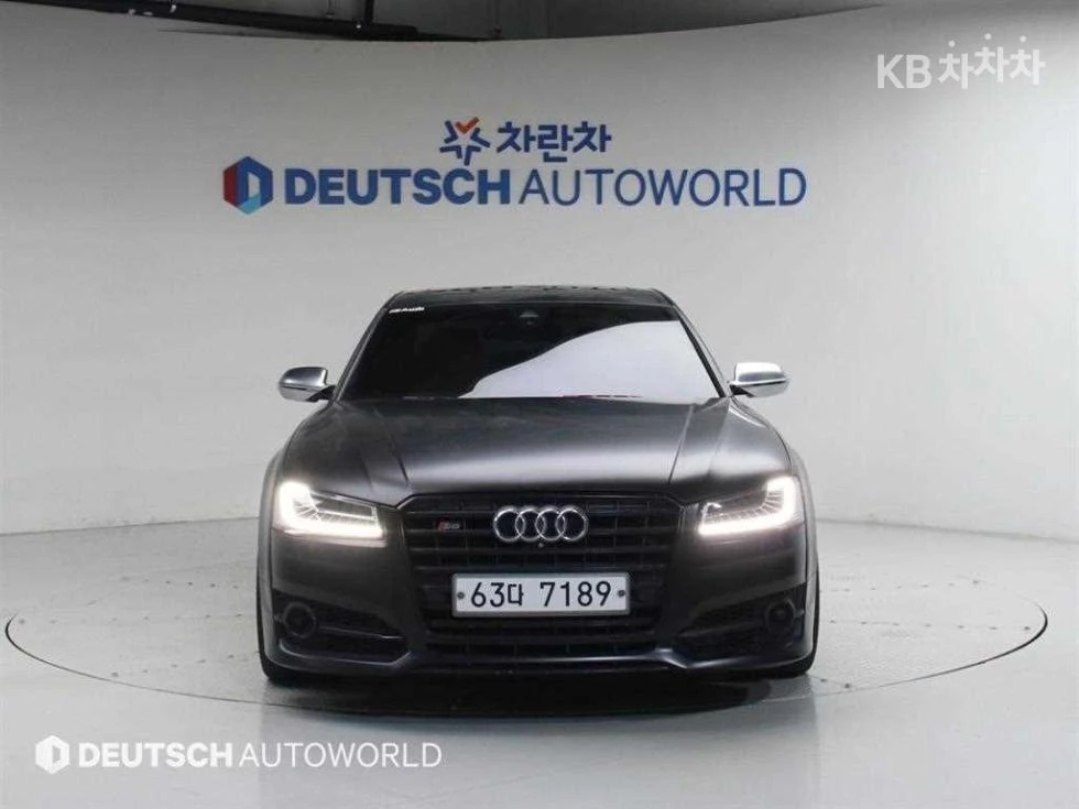 Audi S8 4.0TFSI V8 QUATTRO 360CAM PANORAMA ОБДУХ, снимка 3 - Автомобили и джипове - 55514178