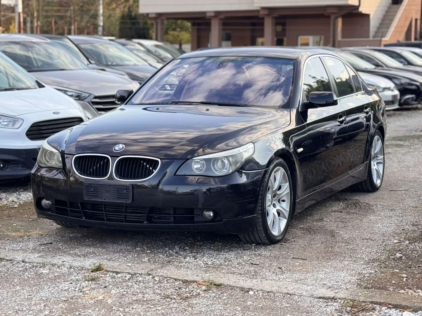 BMW 535 d* NAVI* XENON, снимка 2 - Автомобили и джипове - 56513720