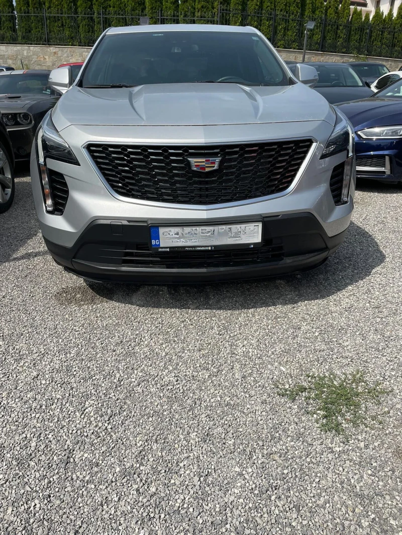 Cadillac XT4, снимка 1 - Автомобили и джипове - 47817947