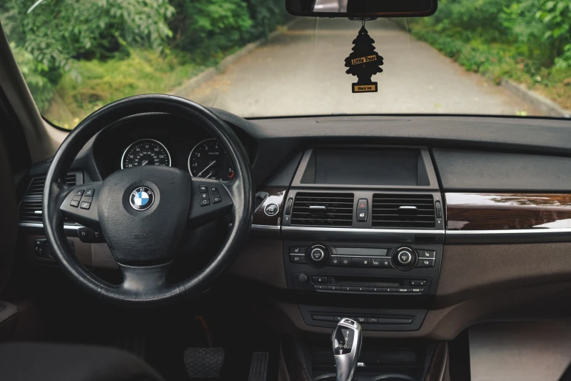 BMW X5 0.0% Без оскъпяване 555 лв/м, снимка 7 - Автомобили и джипове - 50288697