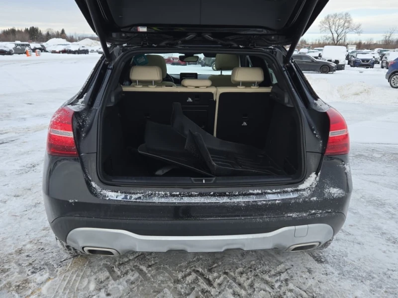 Mercedes-Benz GLA 250  CARFAX * БЕЗ ПЪРВОНАЧАЛНА ВНОСКА, снимка 13 - Автомобили и джипове - 52807797