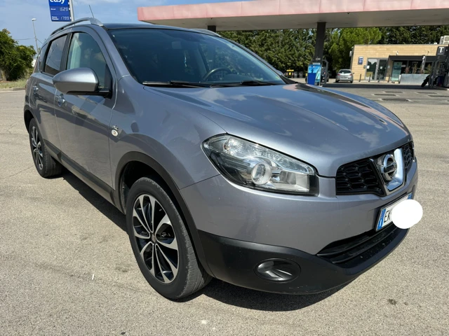 Nissan Qashqai 1.5dci , снимка 1 - Автомобили и джипове - 47386193