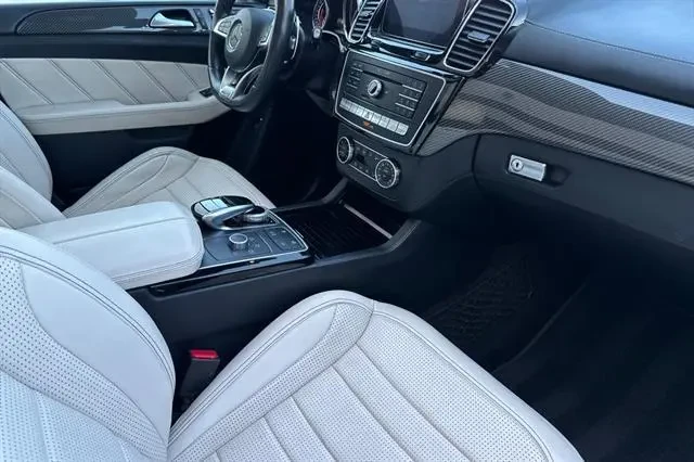Mercedes-Benz GLE 63 AMG S 4MATIC - изображение 7