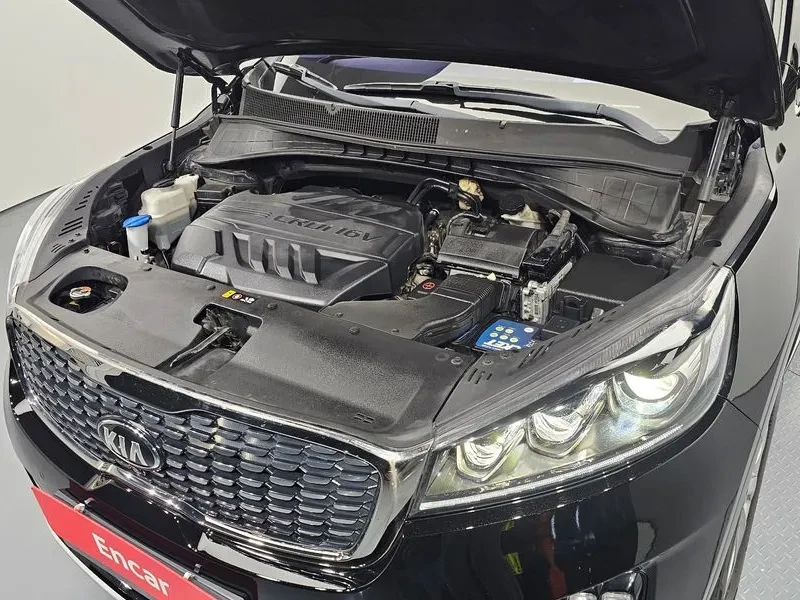 Kia Sorento 2.2 CRDI 4WD - САМО 30% АВАНС, снимка 6 - Автомобили и джипове - 56017291