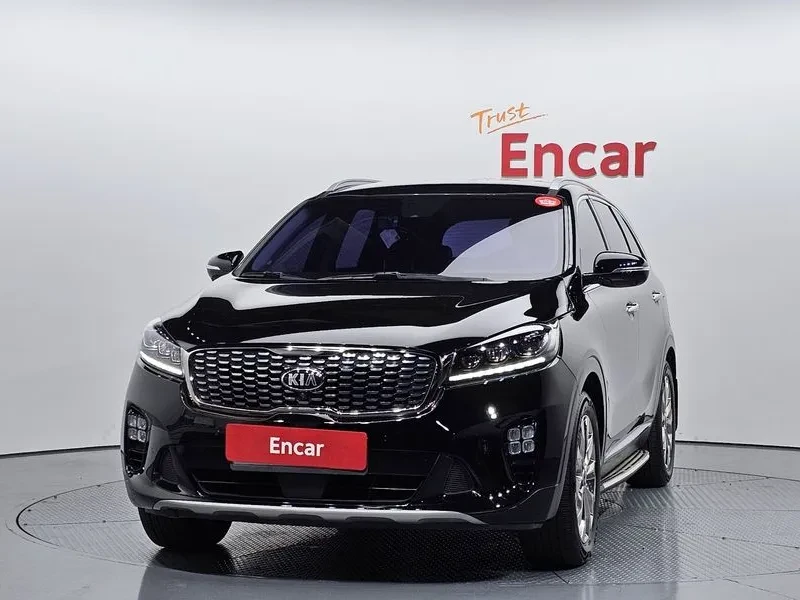 Kia Sorento 2.2 CRDI 4WD - САМО 30% АВАНС, снимка 3 - Автомобили и джипове - 56017291