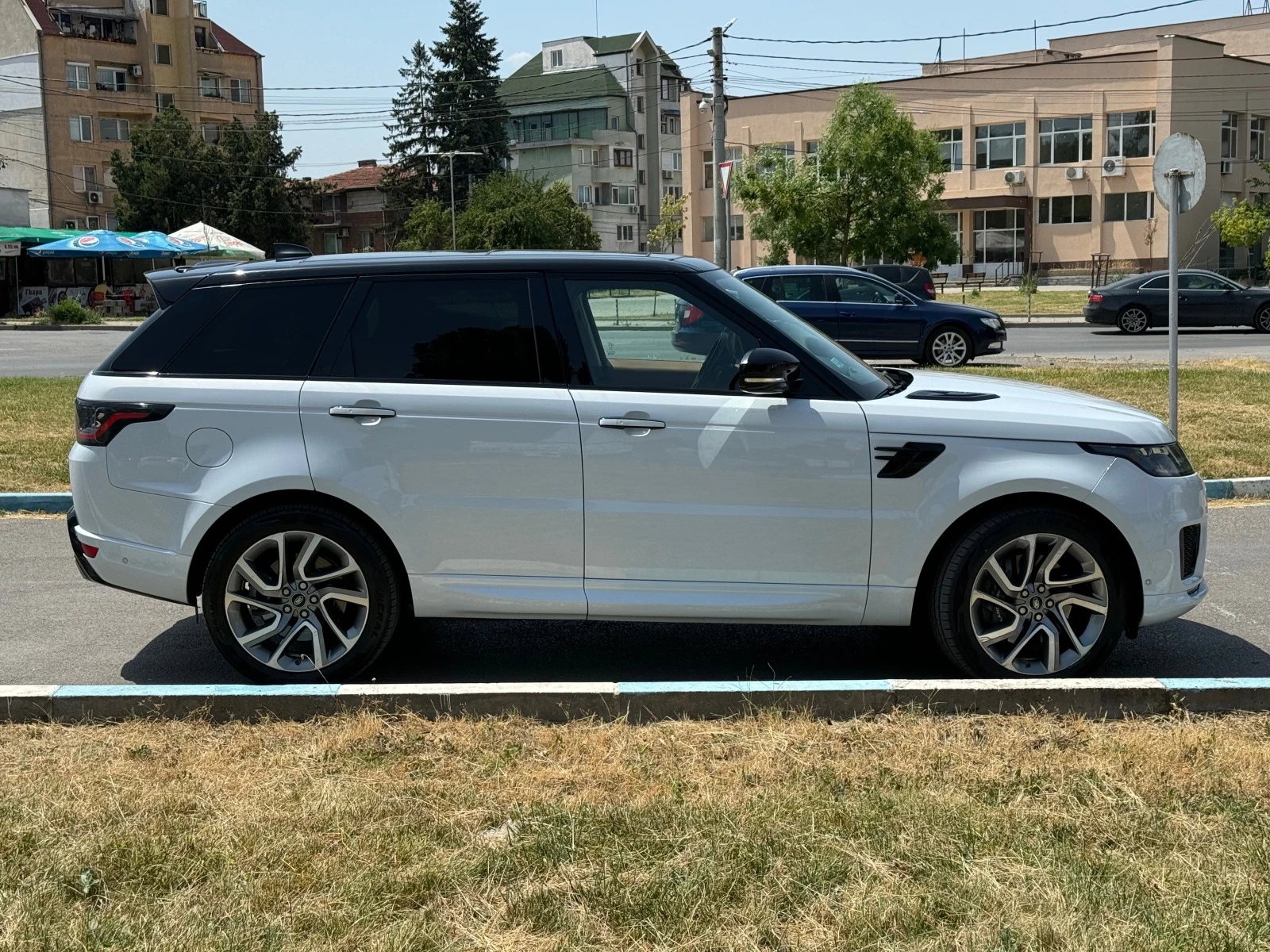 Land Rover Range Rover Sport Autobiography/Гаранция до 10-2024г./* 100000км.*  - изображение 4