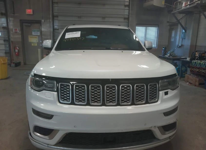 Jeep Grand cherokee 2018 JEEP GRAND CHEROKEE SUMMIT 4X4 - изображение 2