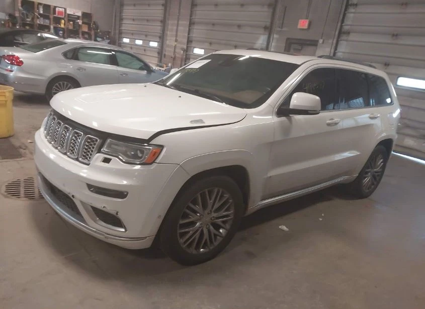 Jeep Grand cherokee 2018 JEEP GRAND CHEROKEE SUMMIT 4X4 - изображение 4
