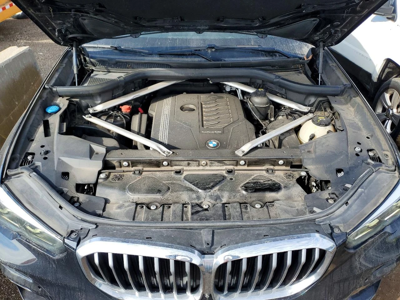 BMW X5 * xDrive* M40i* КОЖА* ПОДГРЕВ* ПАНОРАМА* HEAD-UP* , снимка 12 - Автомобили и джипове - 54011473