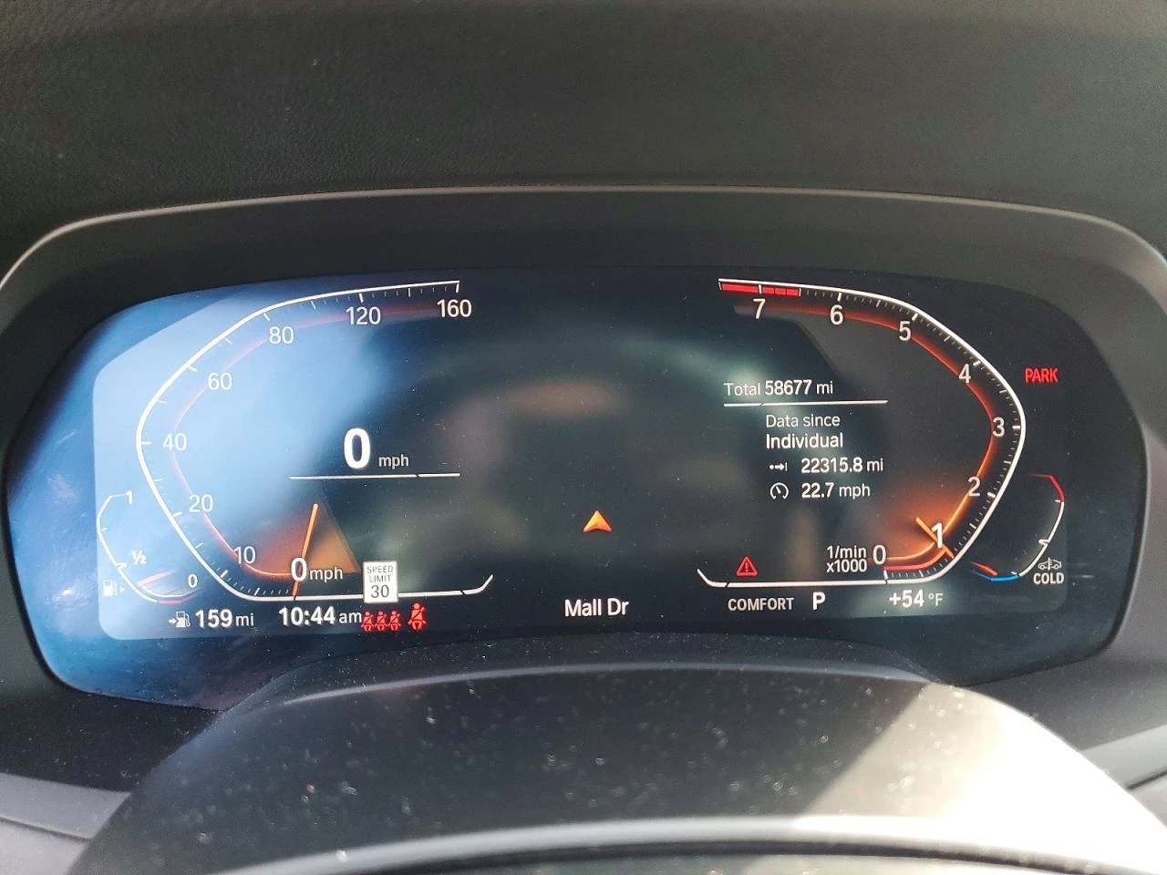 BMW X5 * xDrive* M40i* КОЖА* ПОДГРЕВ* ПАНОРАМА* HEAD-UP* , снимка 9 - Автомобили и джипове - 54011473