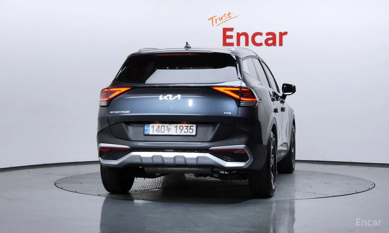 Kia Sportage 1.6T Prestige 4x4* HARMAN KARDON* ПОДГРЕВ* ОБДУХ* , снимка 5 - Автомобили и джипове - 54712037