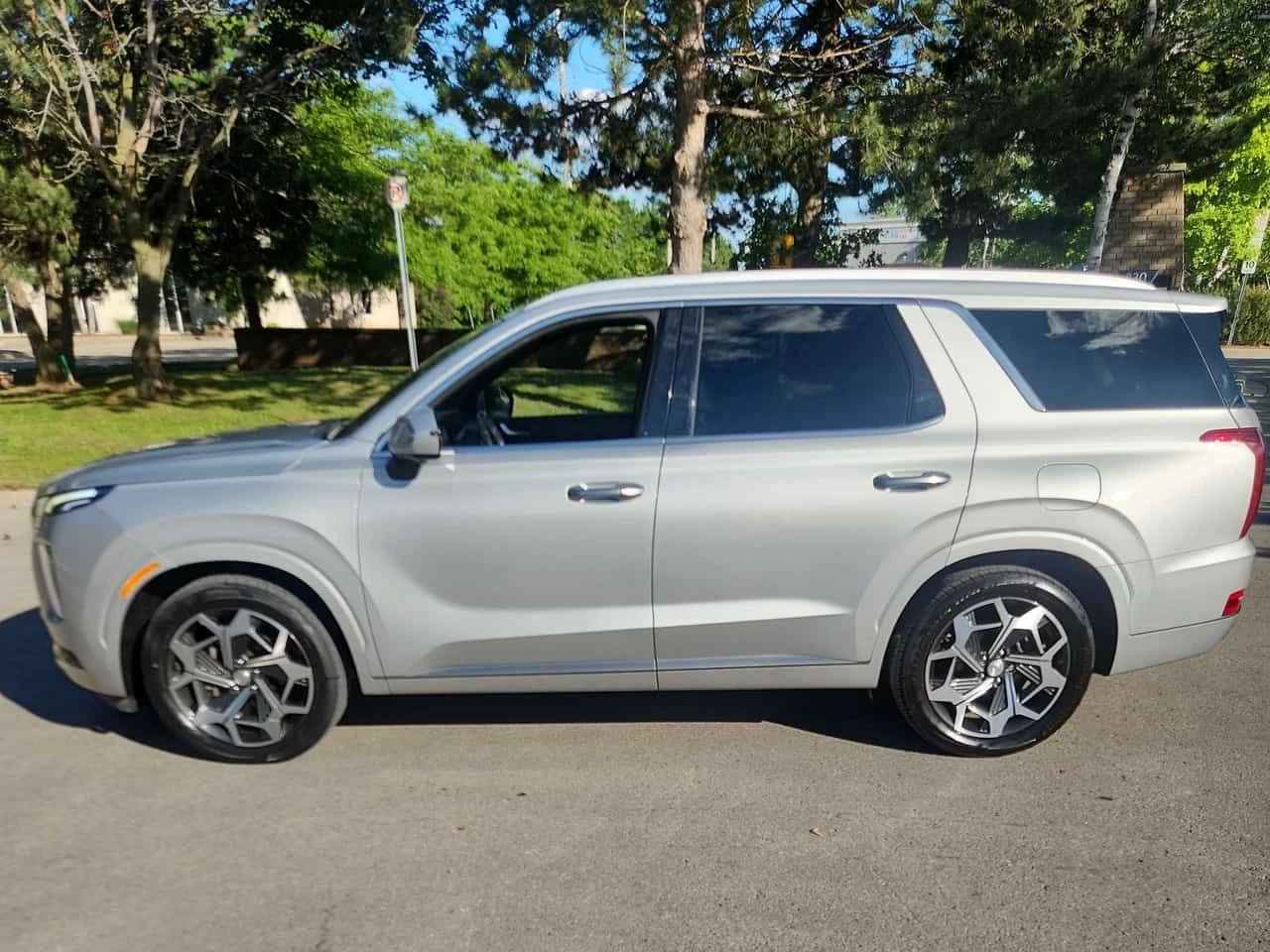 Hyundai Palisade * Ultimate Calligraphy* АВТОКРЕДИТ БЕЗ ПЪРВОНАЧАЛН, снимка 2 - Автомобили и джипове - 54921783