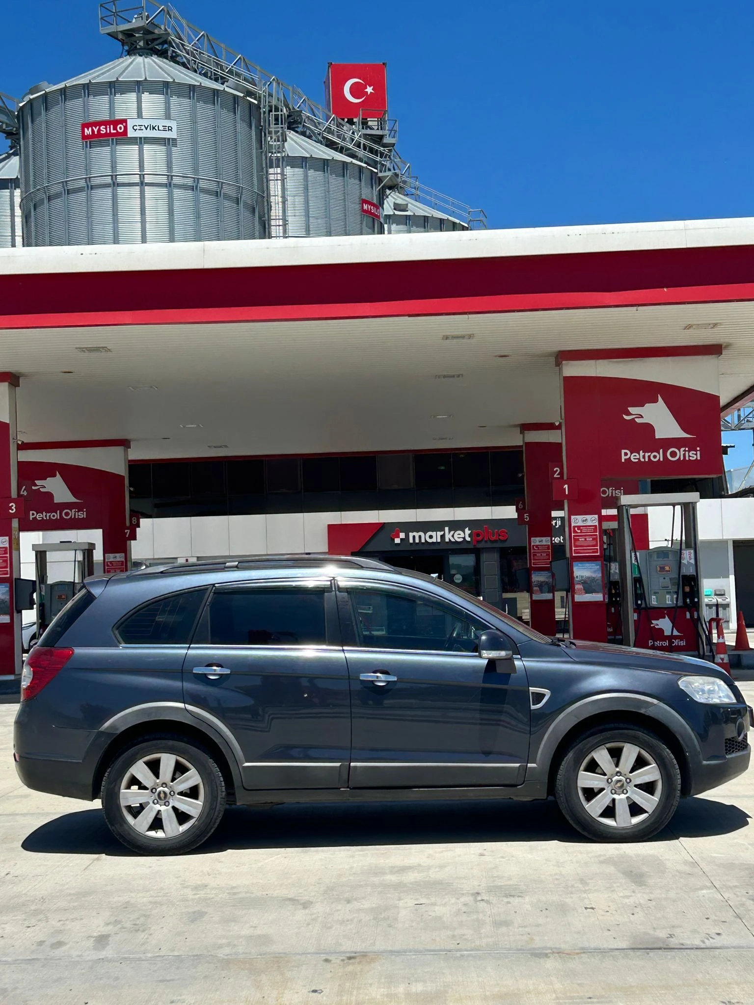 Chevrolet Captiva, снимка 5 - Автомобили и джипове - 54988664
