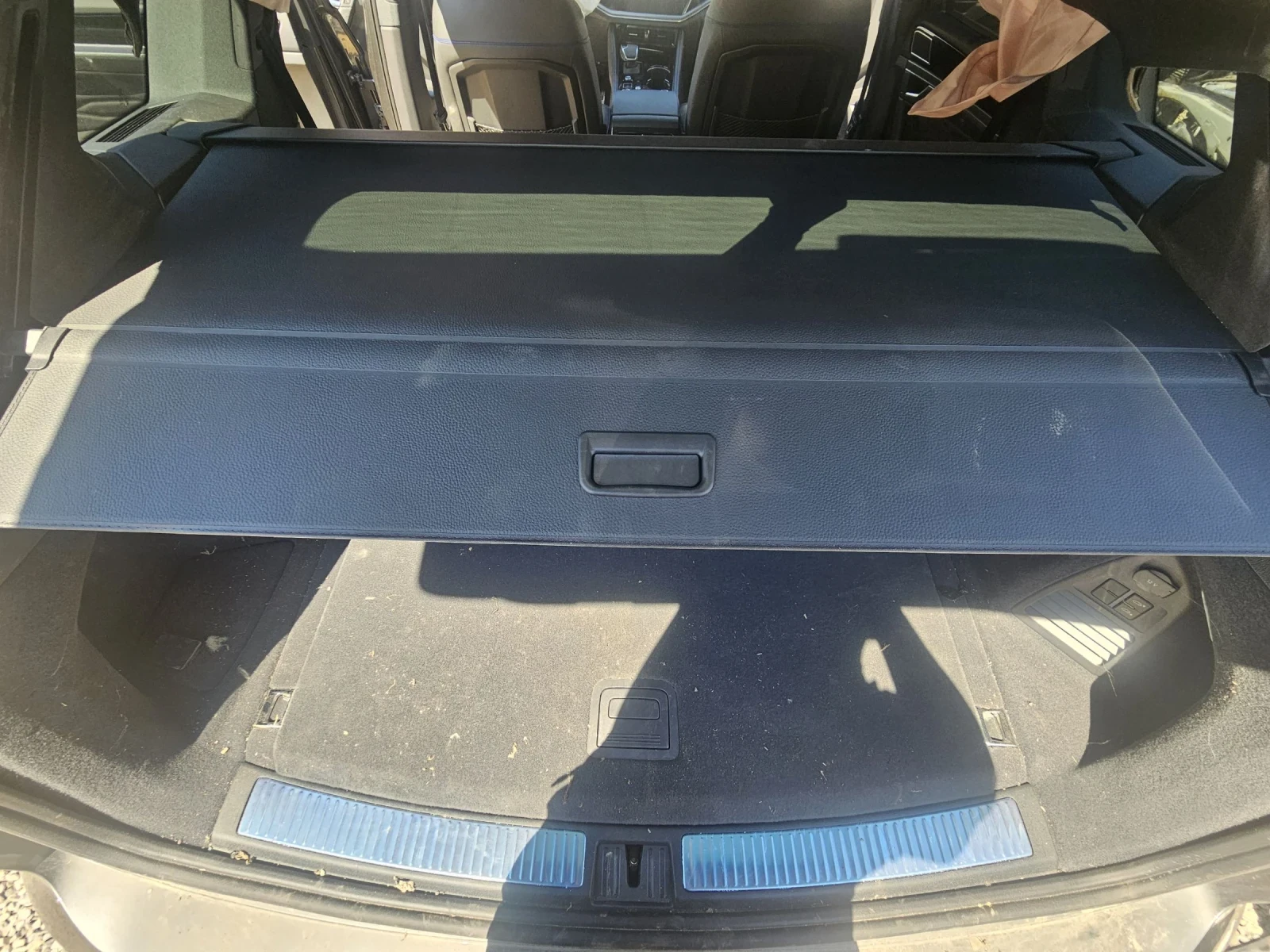 VW Touareg 3.0 eHybrid 462к.с., снимка 9 - Автомобили и джипове - 55461767