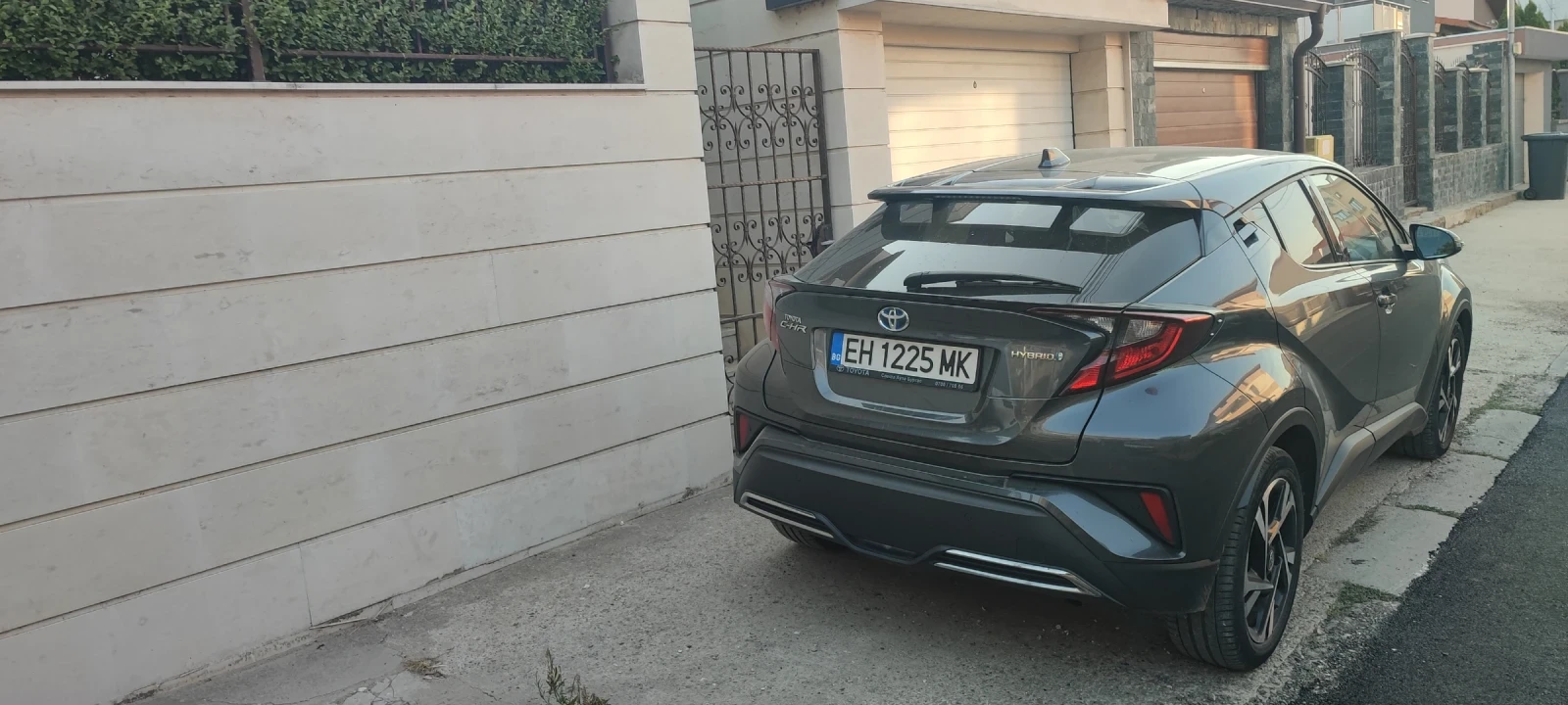 Toyota C-HR, снимка 4 - Автомобили и джипове - 55645546