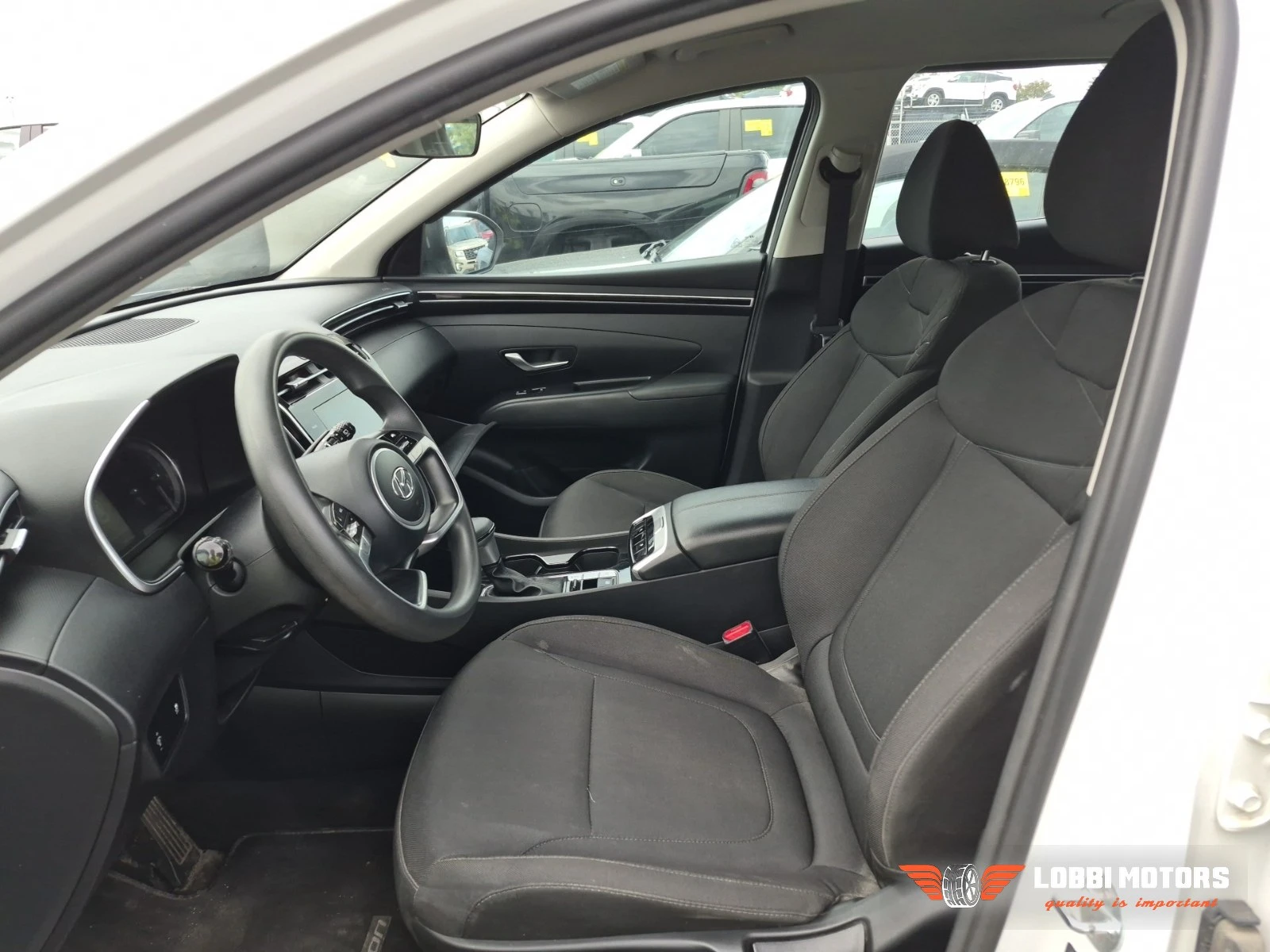 Hyundai Tucson, снимка 3 - Автомобили и джипове - 56297369
