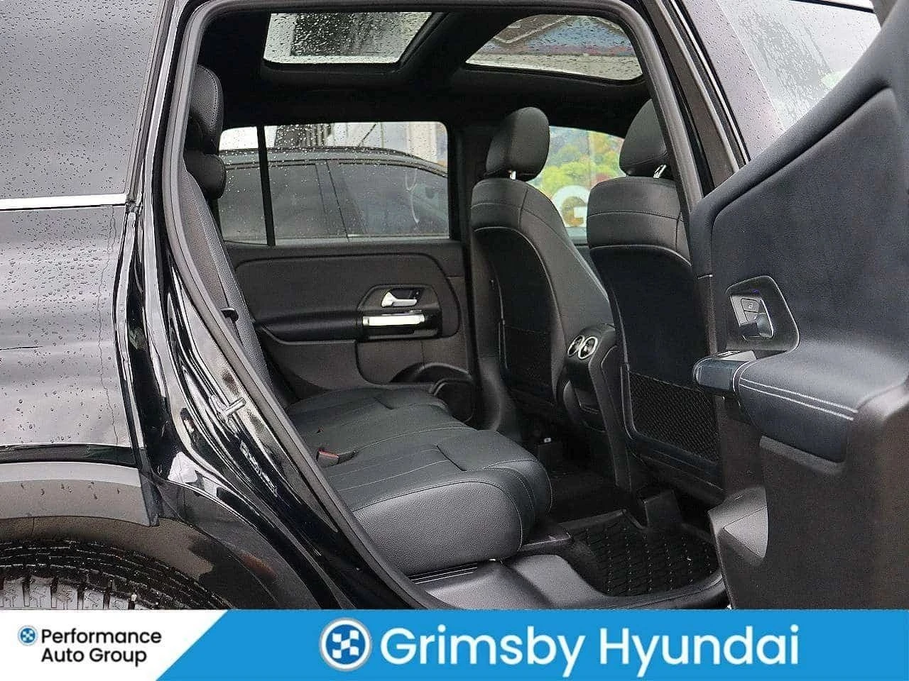 Mercedes-Benz GLB, снимка 13 - Автомобили и джипове - 56686912