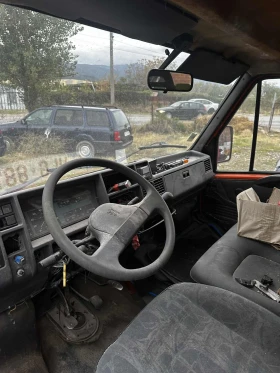     Peugeot J5