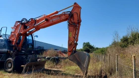 Багер Hitachi 210W-3, снимка 11