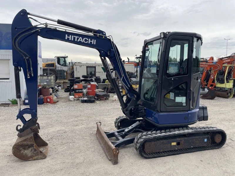 Багер Hitachi ZX 38U -5A, снимка 3 - Индустриална техника - 50177788
