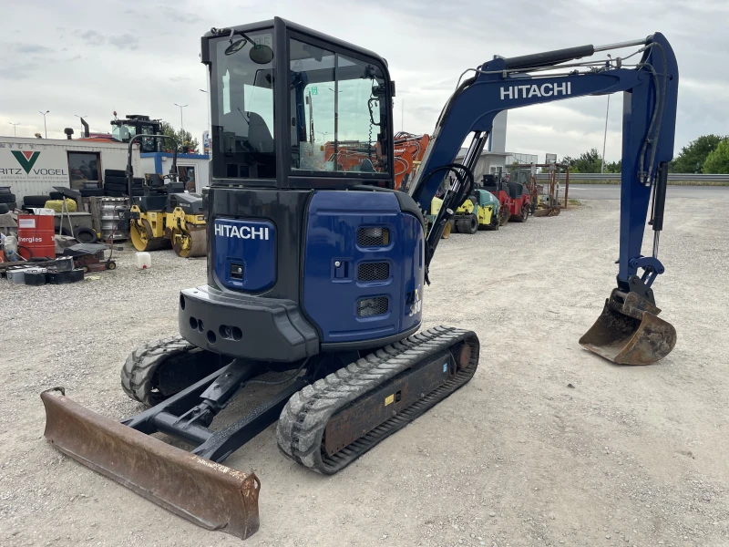 Багер Hitachi ZX 38U -5A, снимка 2 - Индустриална техника - 50177788