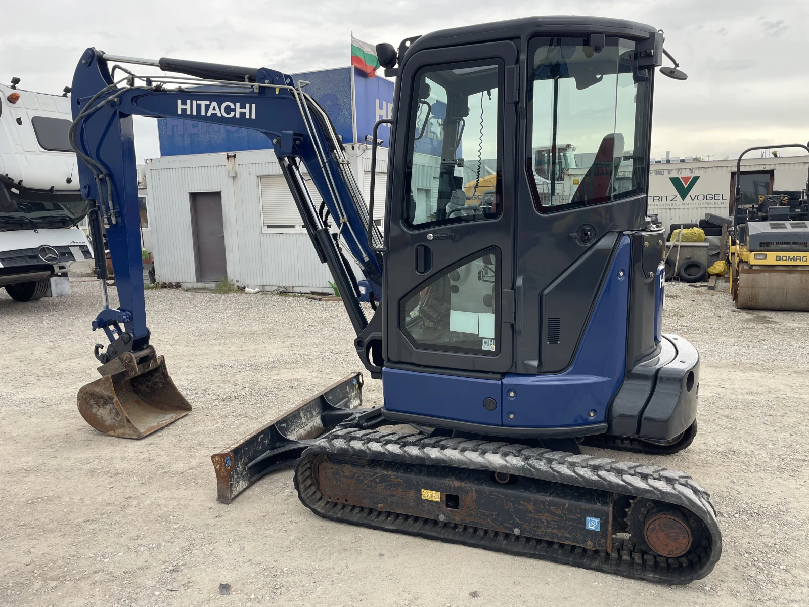 Багер Hitachi ZX 38U -5A - изображение 5