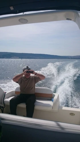 Моторна яхта Wellcraft, снимка 12