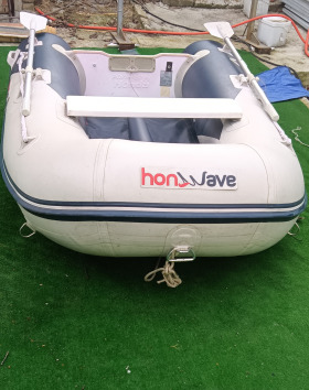 Надуваема лодка Honda Marine, снимка 1 - Воден транспорт - 46085045