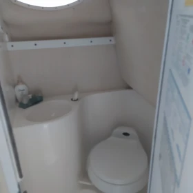 Моторна яхта Wellcraft, снимка 7 - Воден транспорт - 52809599