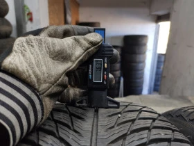 Гуми Зимни 235/65R17, снимка 5