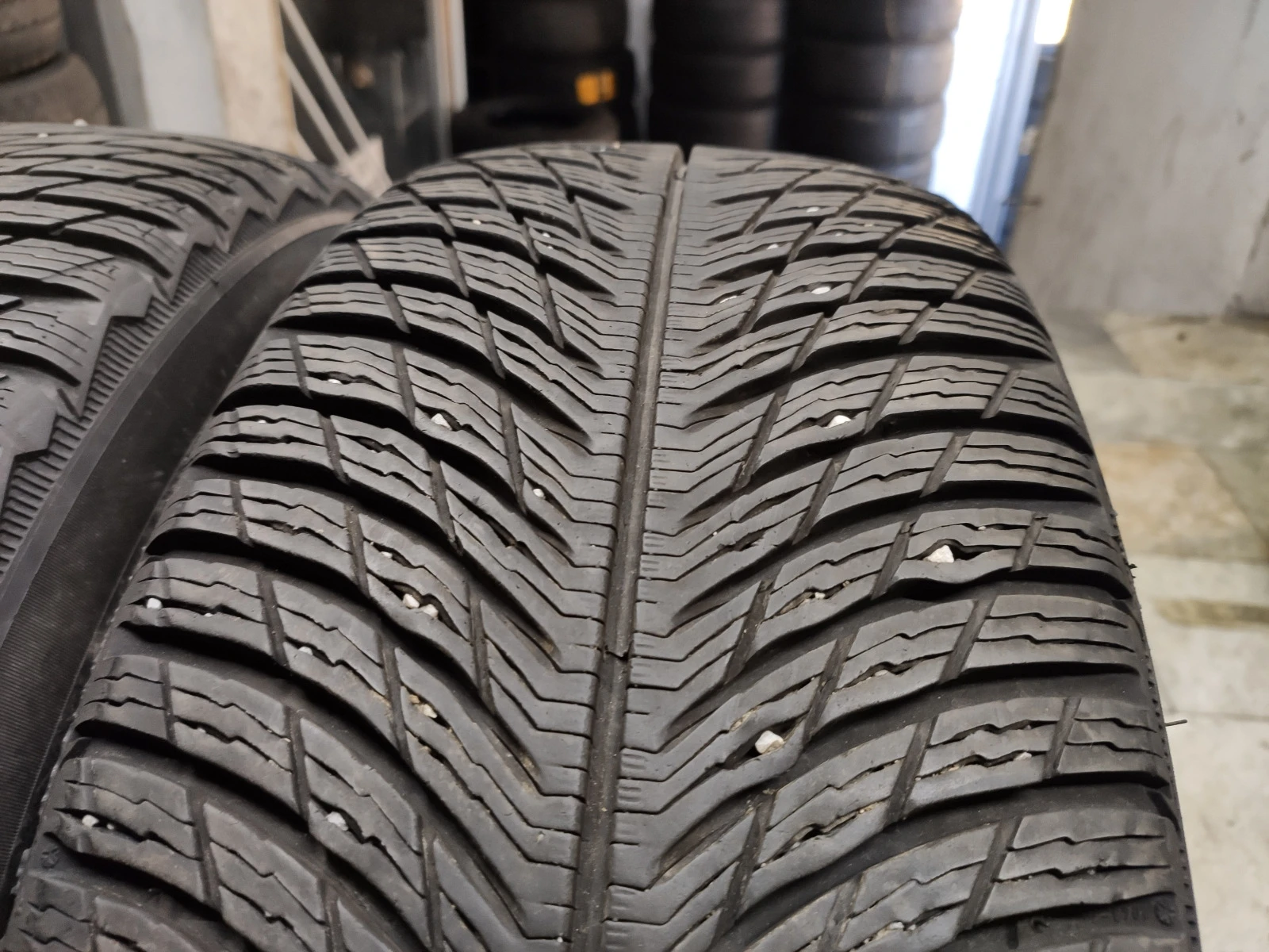  235/65R17 | Mobile.bg   2