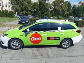 Toyota Auris Luna sport , 1.8, 136кс Пълна сервизна история, снимка 2