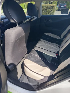 Toyota Auris Luna sport , 1.8, 136кс Пълна сервизна история, снимка 4