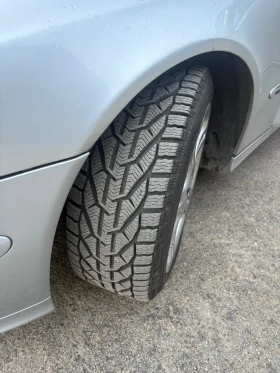 Mercedes-Benz E 320, снимка 5