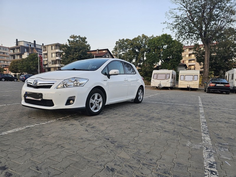 Toyota Auris, снимка 3 - Автомобили и джипове - 43609428