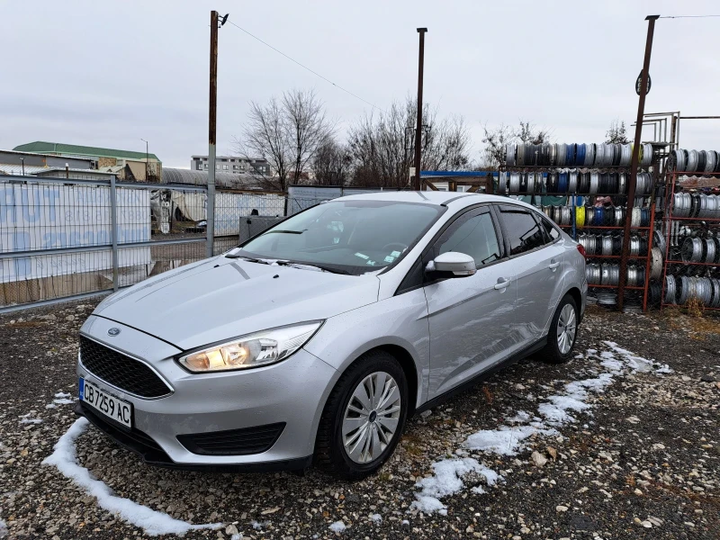 Ford Focus 1.0 Ecoboost * Moto Phohe * Navi* Лизинг * Бартер, снимка 1 - Автомобили и джипове - 47108830